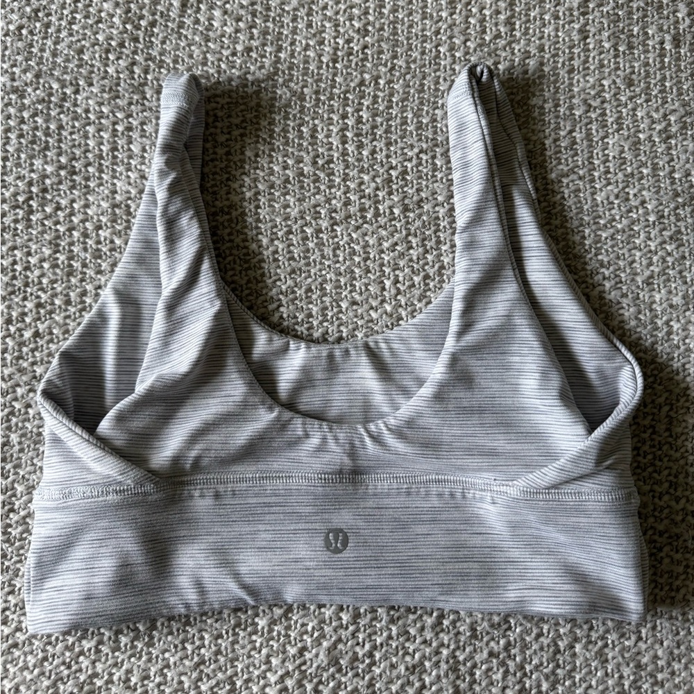 lululemon align reversible white grey striped light support bra size 8